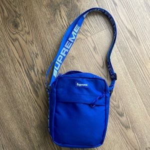 Supreme shoulder bag